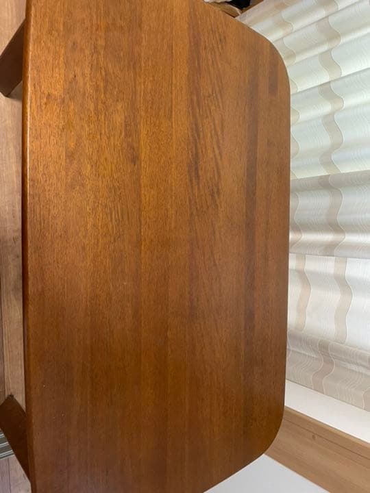 4人掛けテーブル