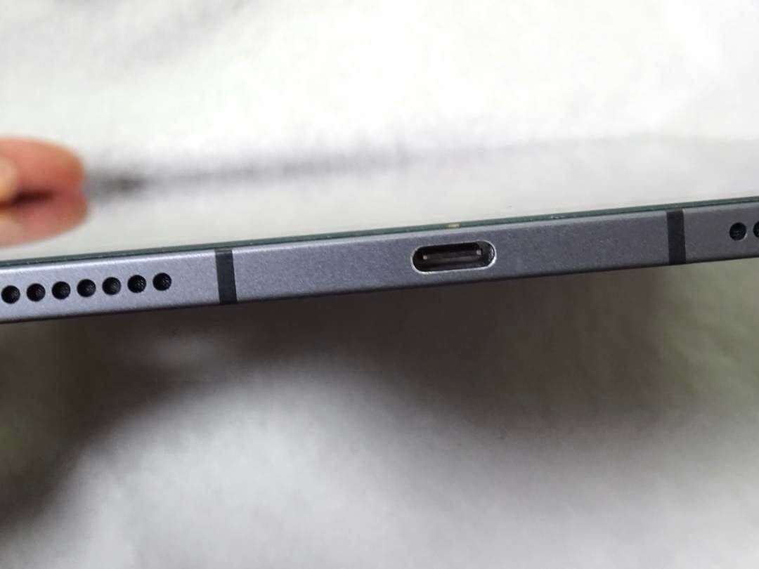 11インチ iPad Pro(第3世代) Wi-Fi+セルラー MHW53J/A