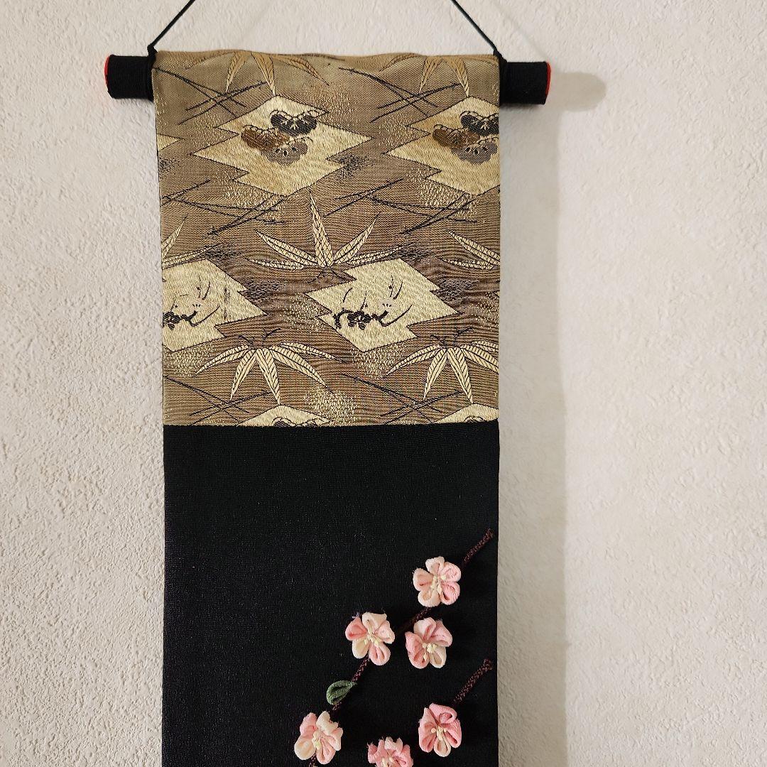 古布　江戸縮緬　押絵　ハンドメイド　タペストリー　つまみ桜と座り雛