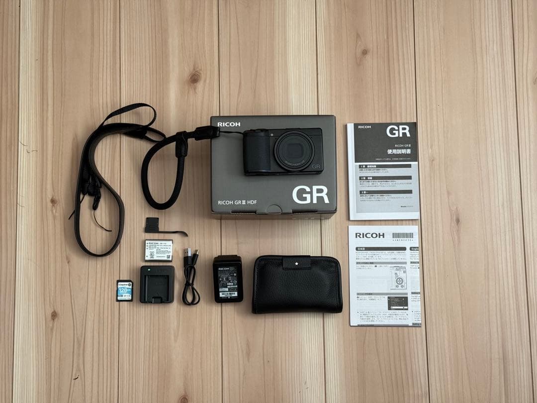 【極美品・シャッター171枚】RICOH GR III HDF+アクセサリセット